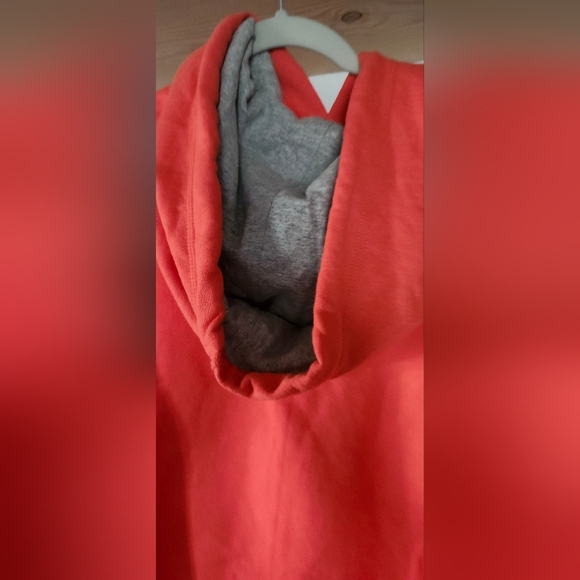 Champions Small Pink Champion Hoodie - Picture 5 of 8